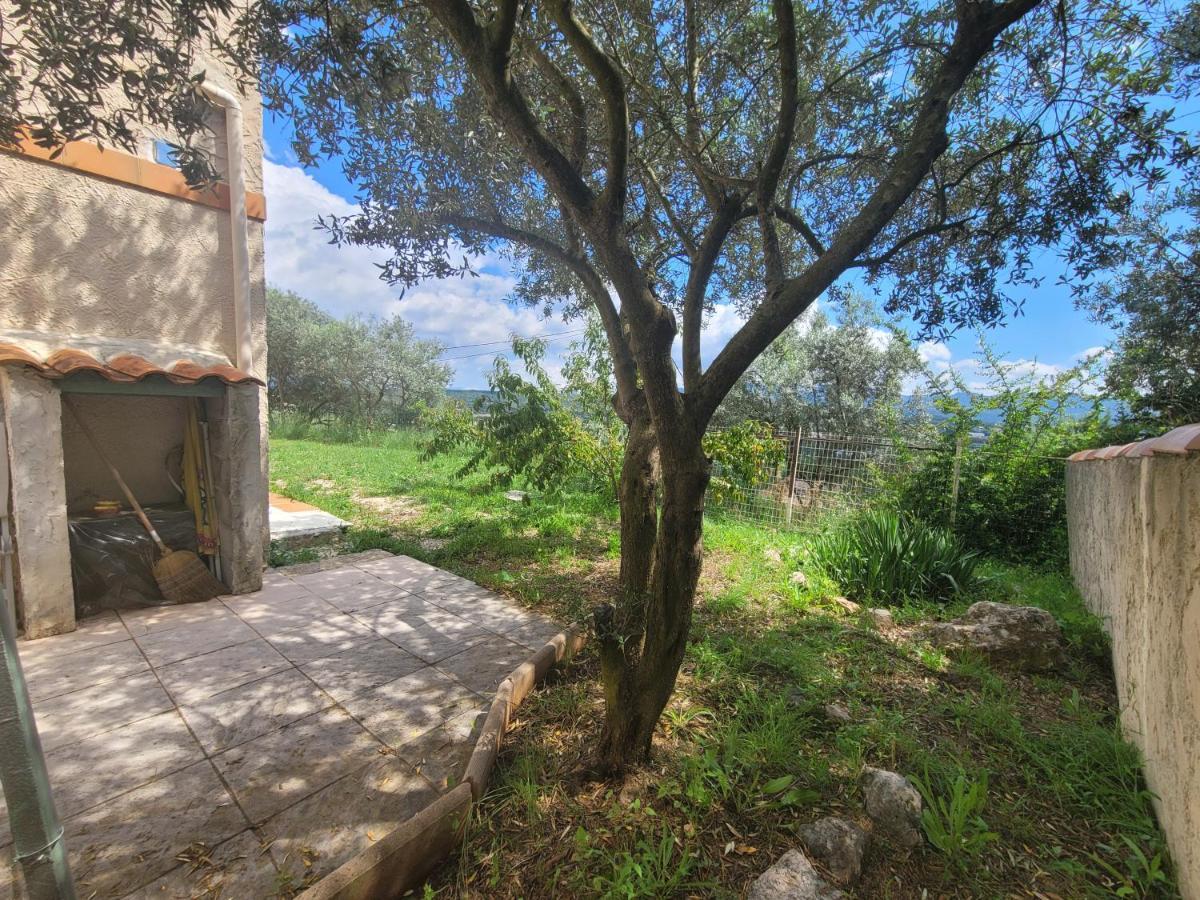Logement Entier Et Calme 55M2 Avec Spa - Sauna Et Borne De Recharge 7Kw Διαμέρισμα Meyreuil Εξωτερικό φωτογραφία