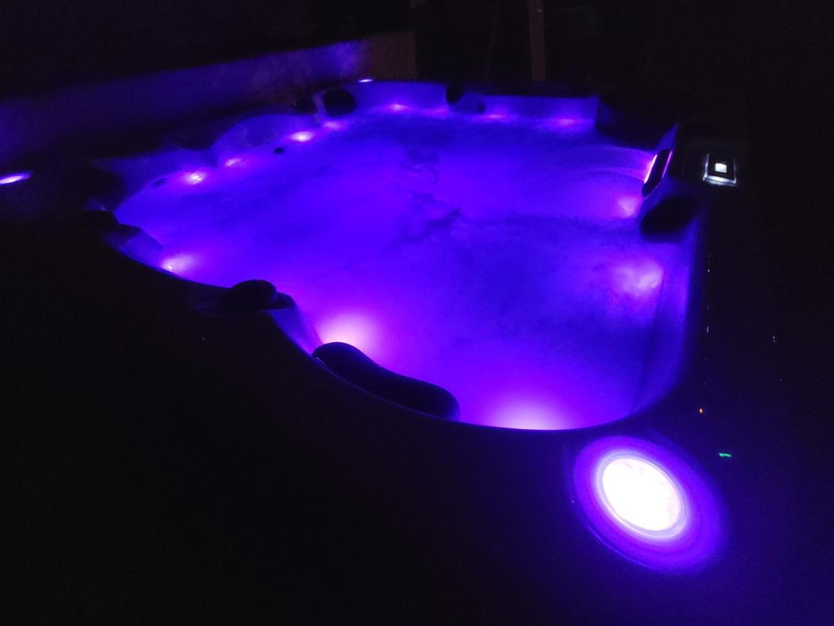 Logement Entier Et Calme 55M2 Avec Spa - Sauna Et Borne De Recharge 7Kw Διαμέρισμα Meyreuil Εξωτερικό φωτογραφία
